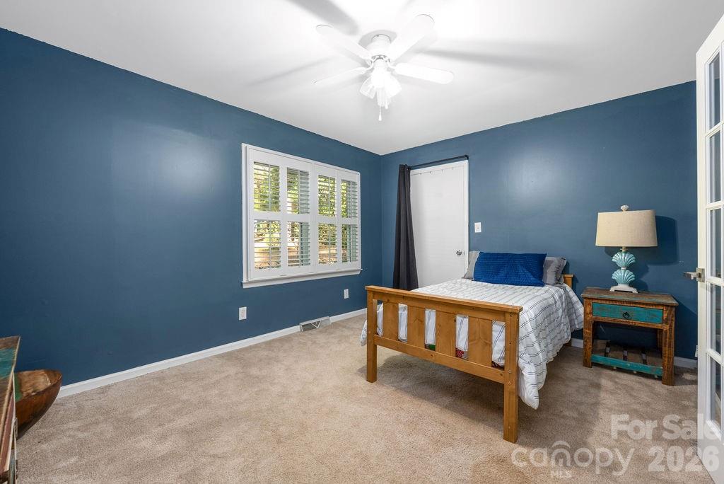 8038 Ritter Drive Charlotte NC 28270