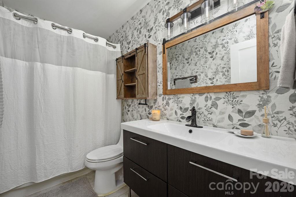8038 Ritter Drive Charlotte NC 28270