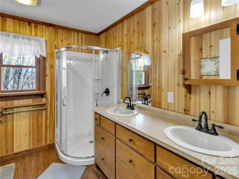 177 Laurel Lane Otto NC 28763