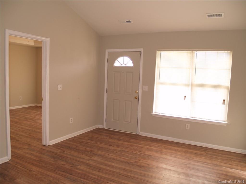 739 Mistral Way Charlotte NC 28208