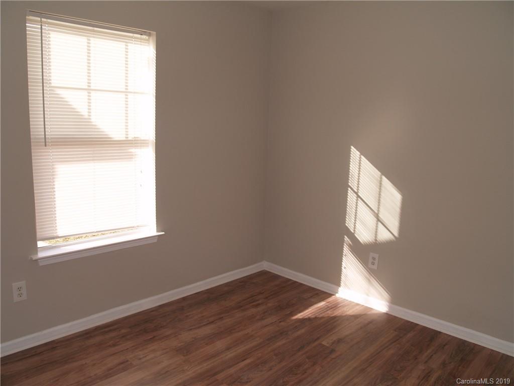 739 Mistral Way Charlotte NC 28208