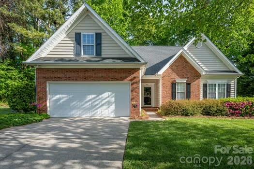 1614 Iverness Court Gastonia NC 28056