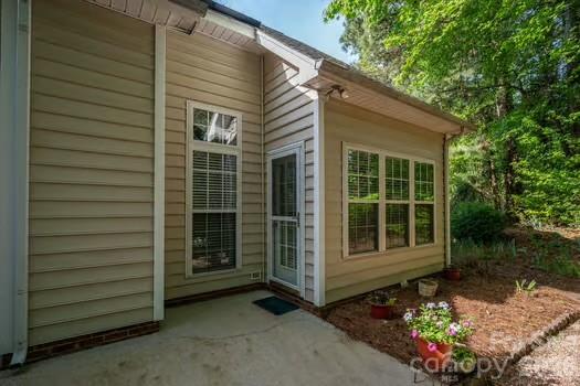 1614 Iverness Court Gastonia NC 28056