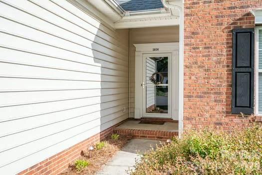 1614 Iverness Court Gastonia NC 28056
