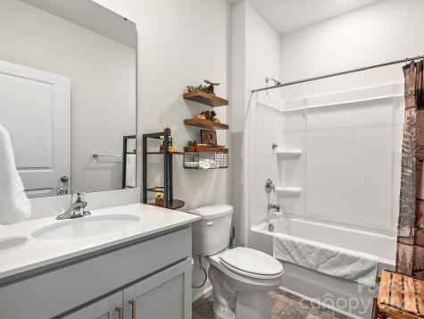 75 Dandelion Road Fletcher NC 28732