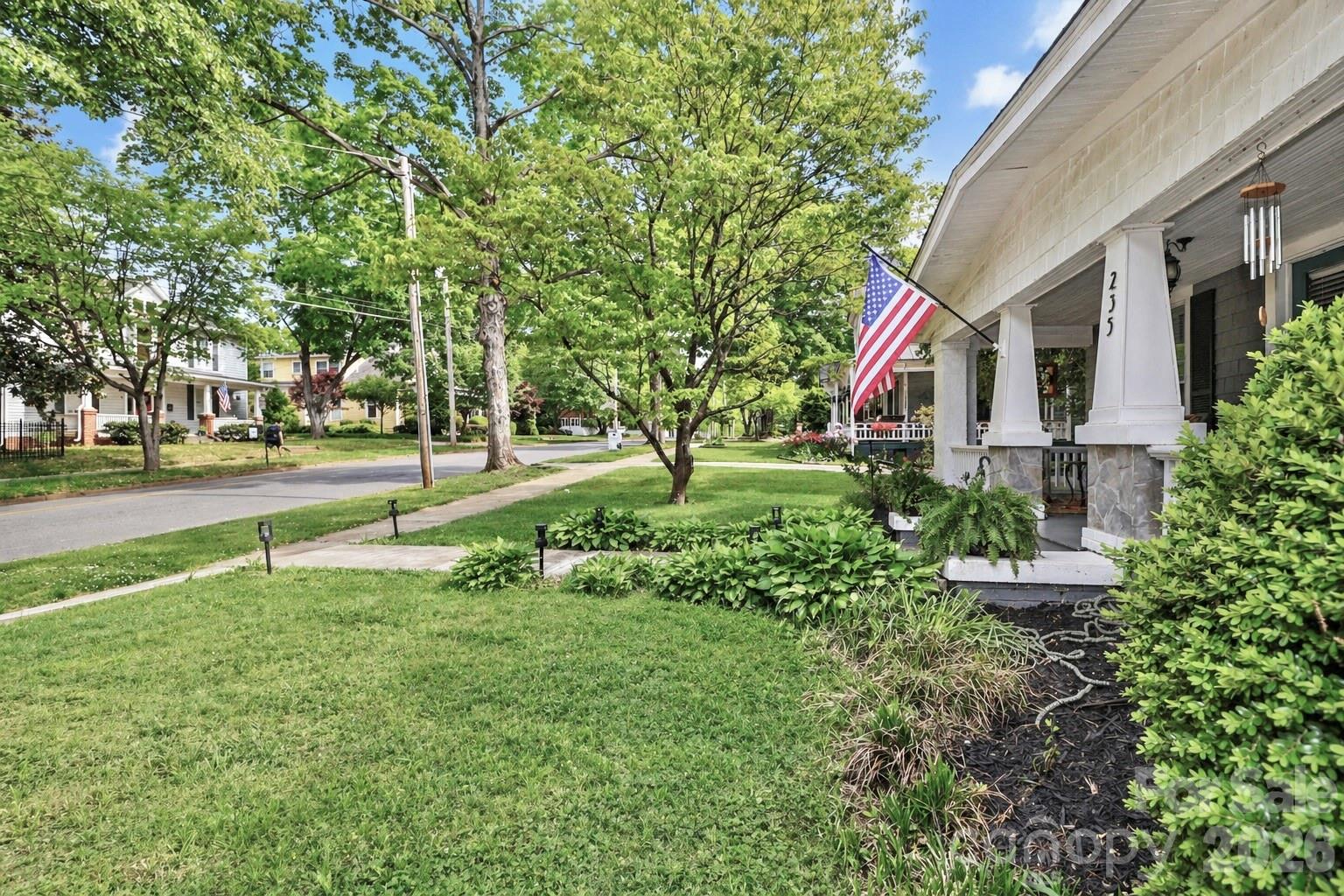 235 N Race Street Statesville NC 28677
