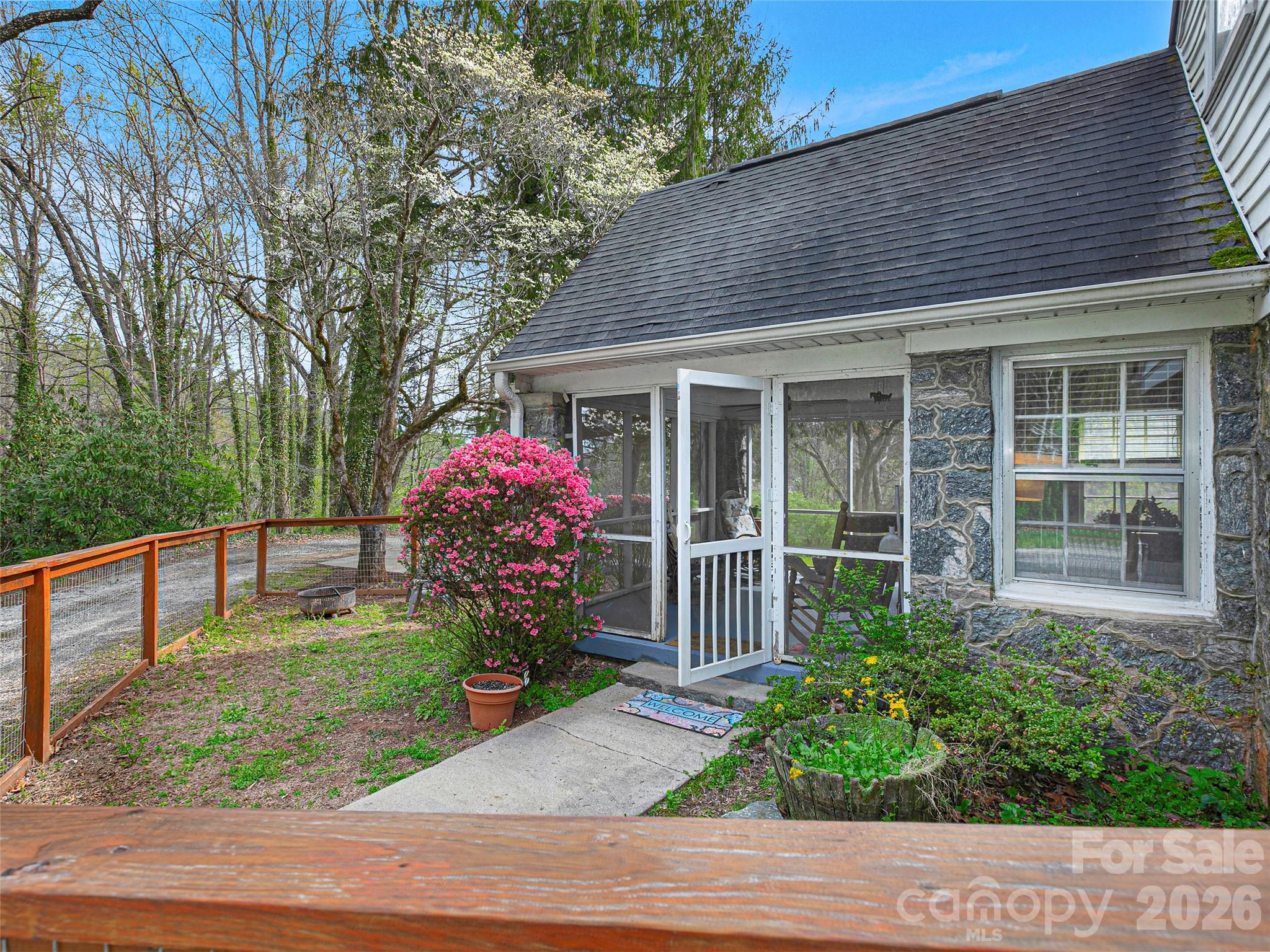 514 Cherryfield Loop Brevard NC 28712