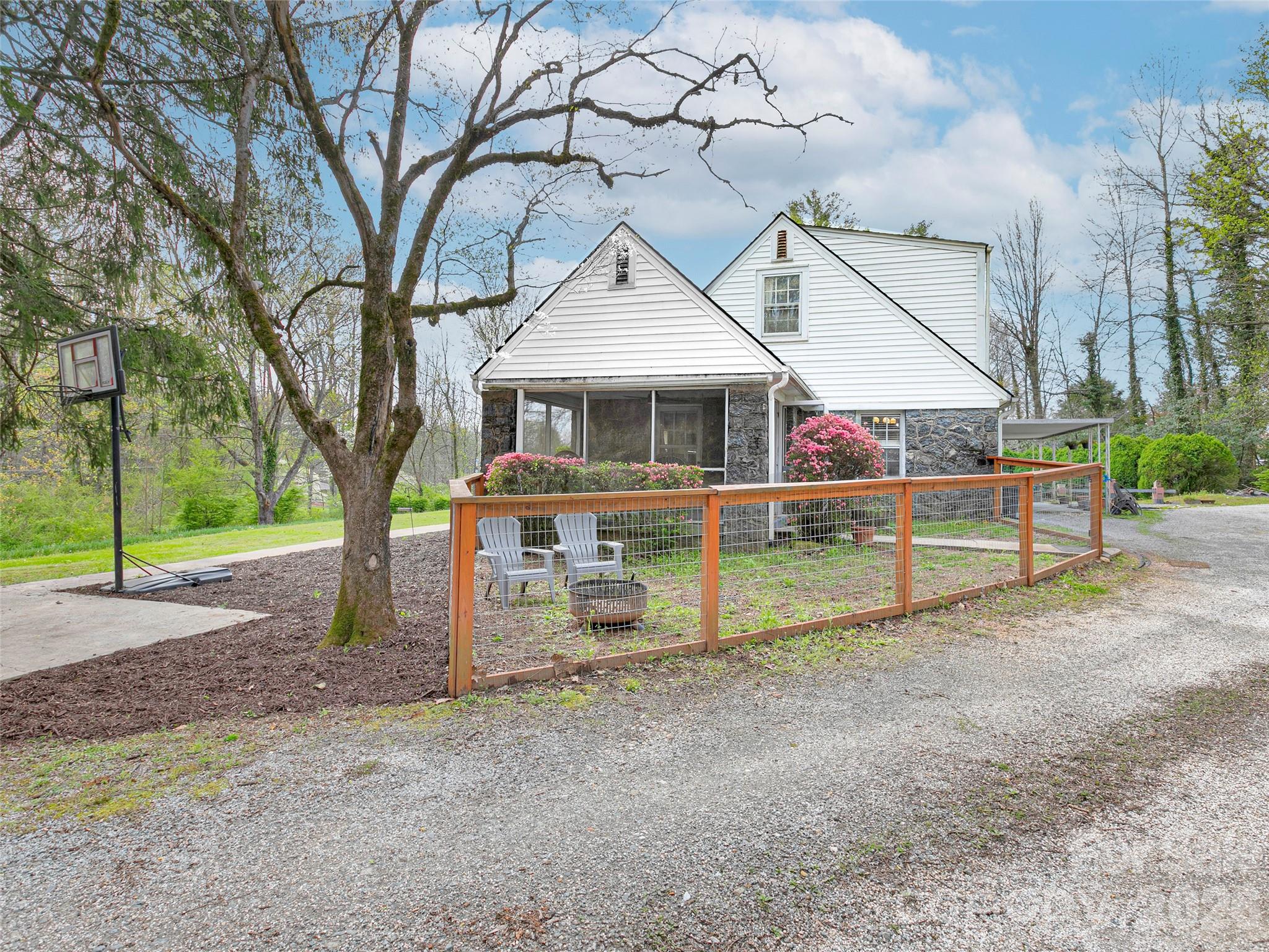 514 Cherryfield Loop Brevard NC 28712