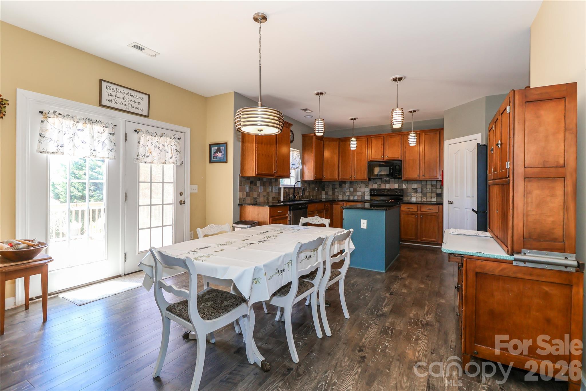 106 Planters Drive Statesville NC 28677