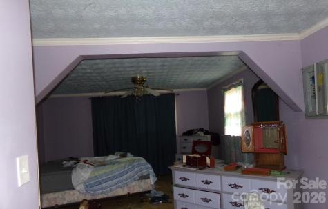 1905 Little Creek Road Burnsville NC 28714