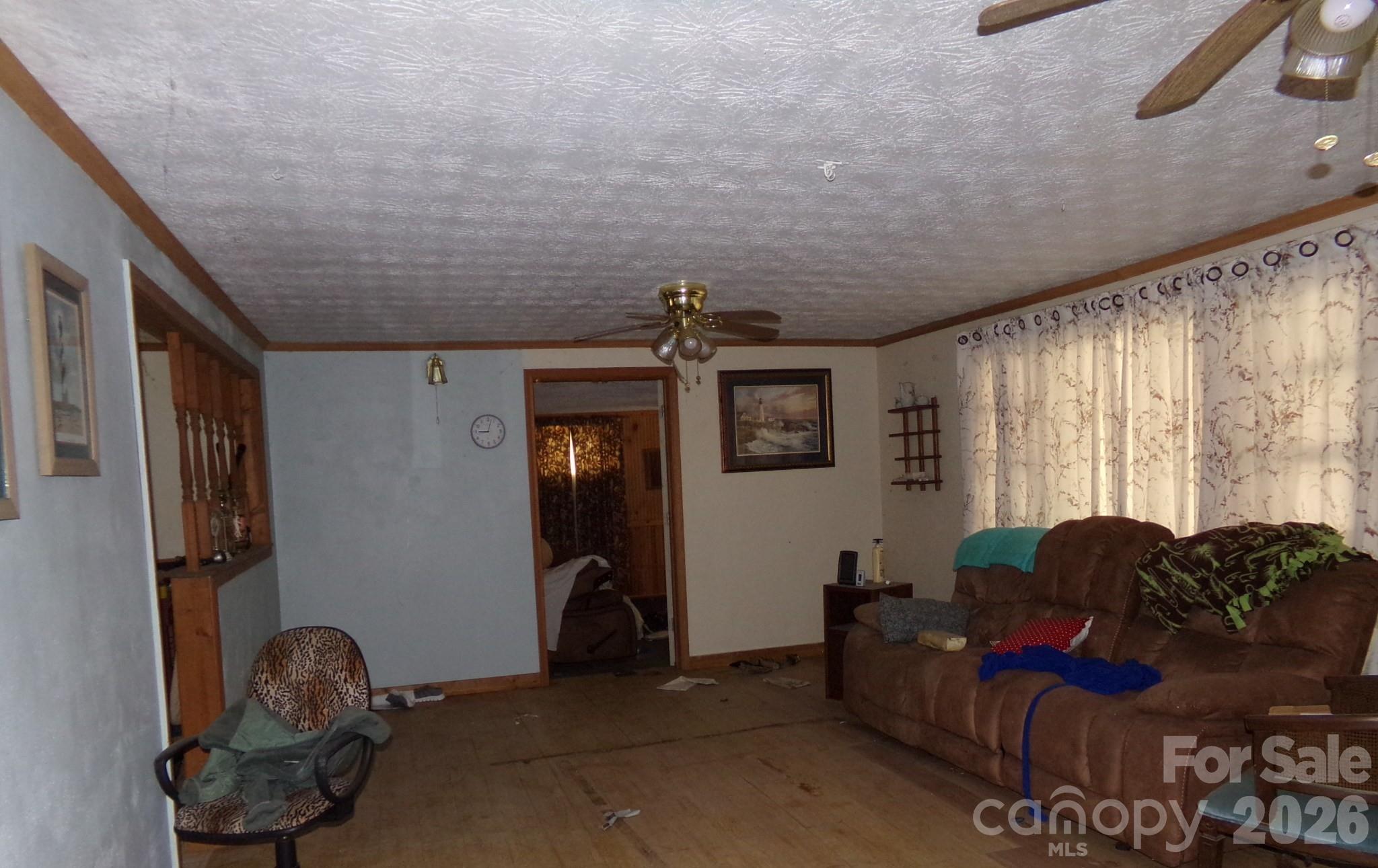 1905 Little Creek Road Burnsville NC 28714