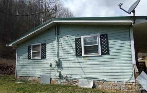 1905 Little Creek Road Burnsville NC 28714