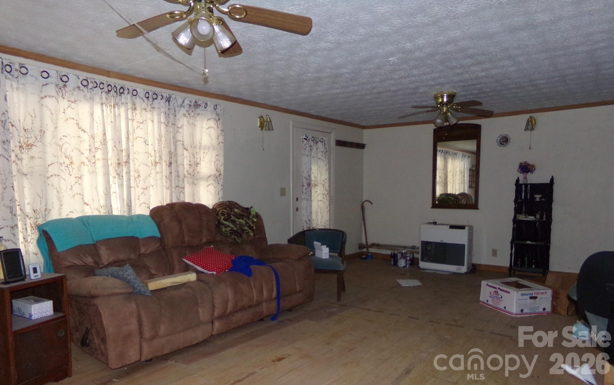 1905 Little Creek Road Burnsville NC 28714