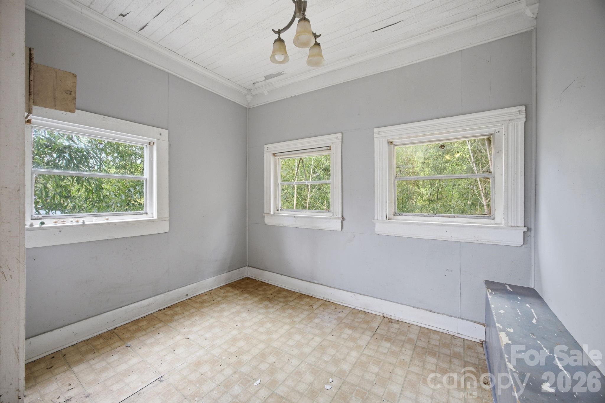 712 Conley Place NW Lenoir NC 28645
