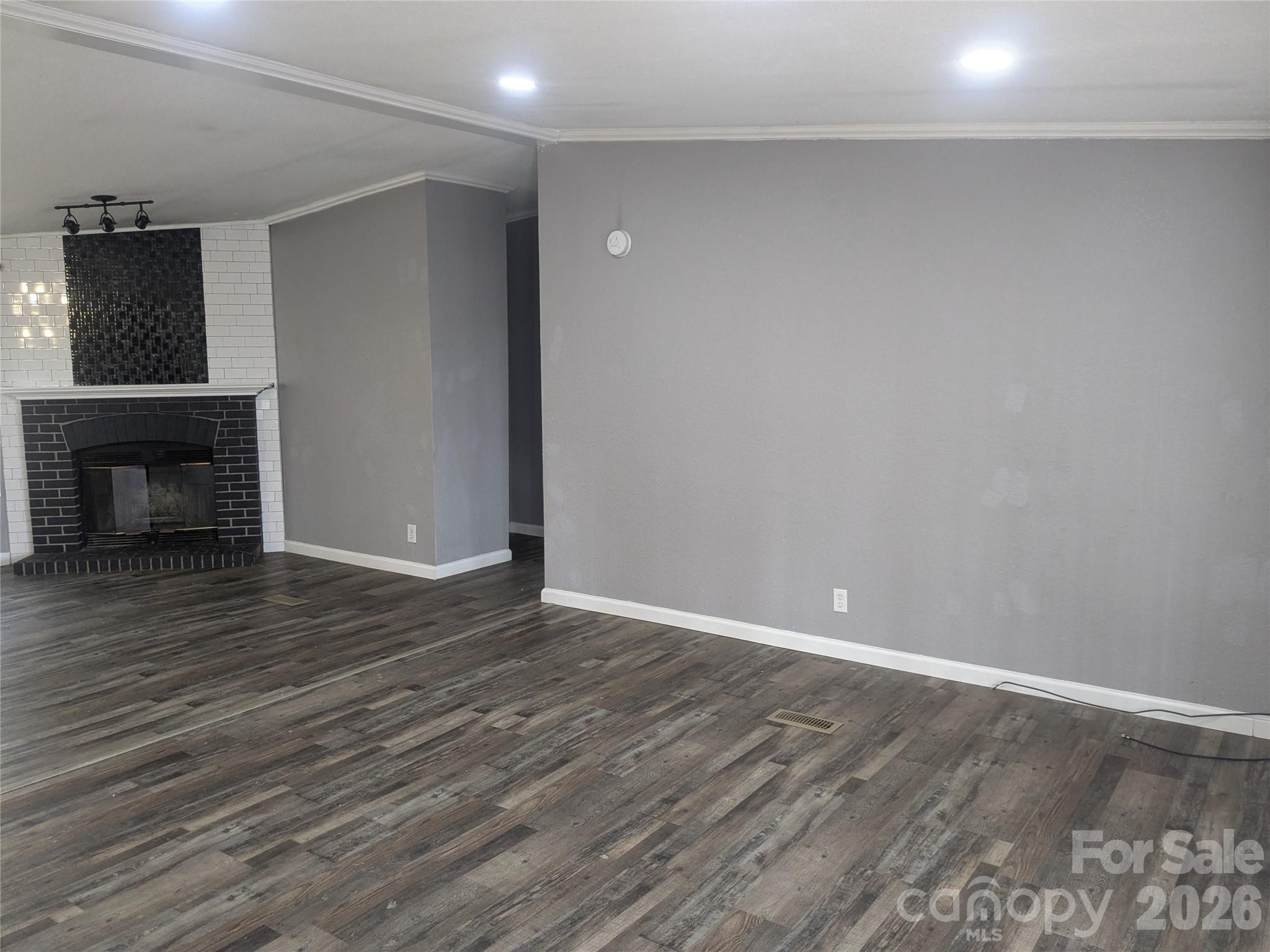 11 Gertrude Lane Candler NC 28715