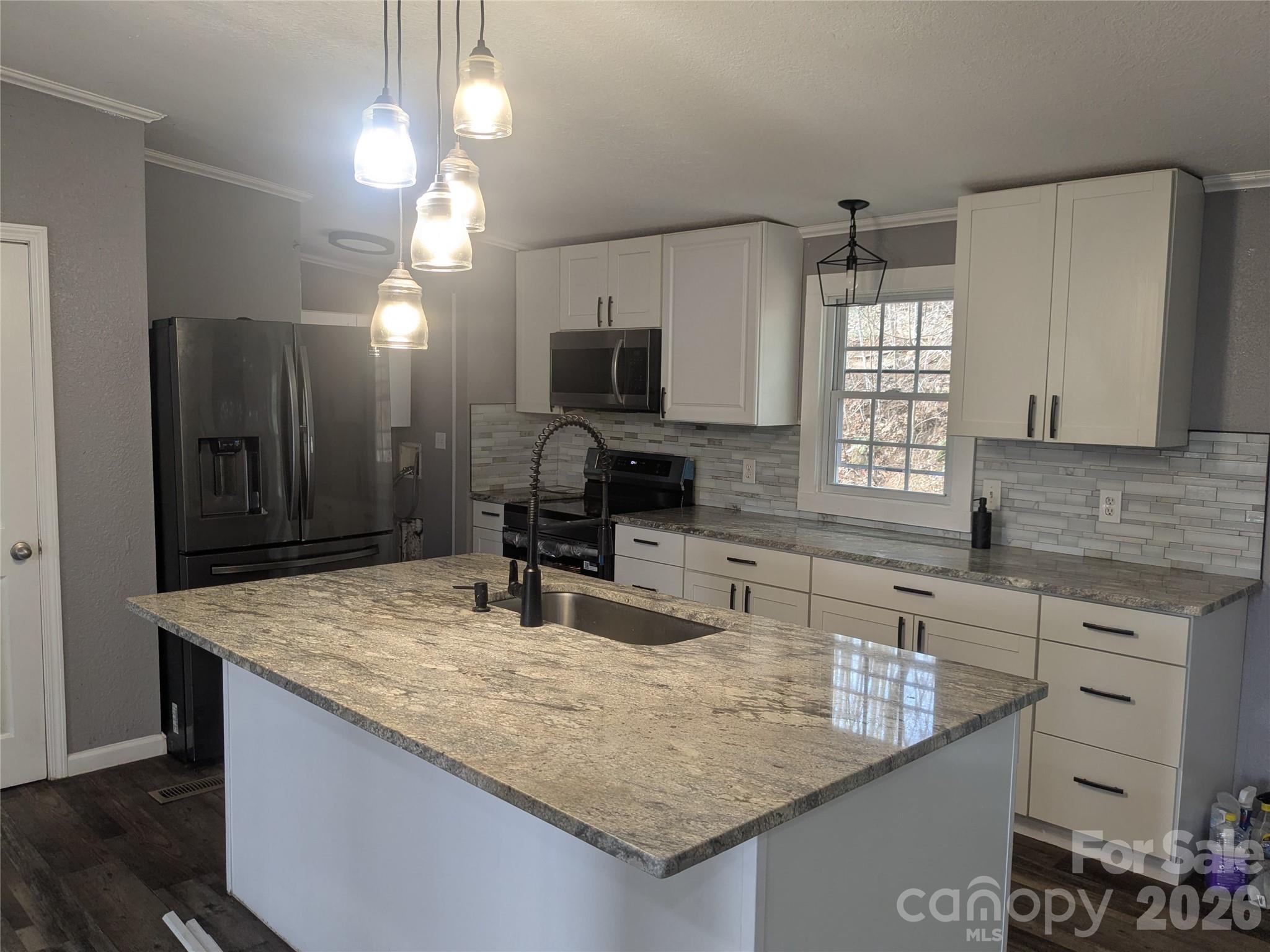 11 Gertrude Lane Candler NC 28715