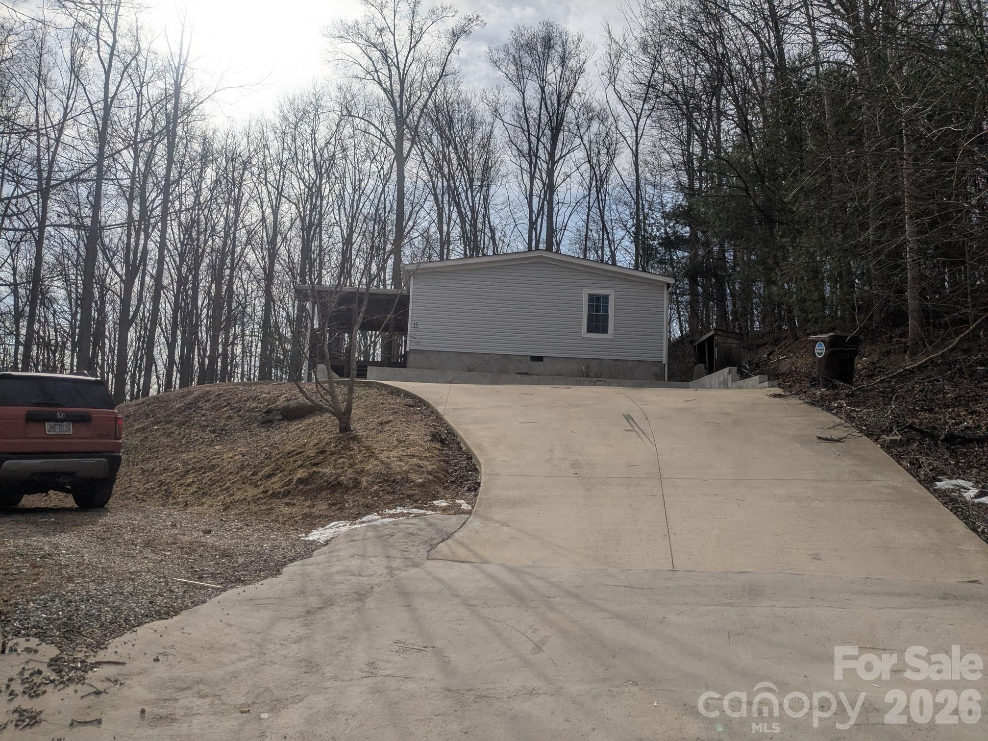 11 Gertrude Lane Candler NC 28715