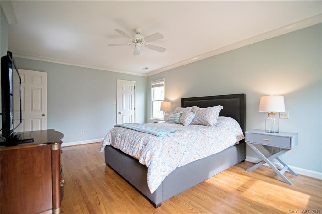 2307 Brandermill Place Charlotte NC 28226