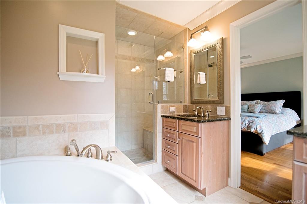 2307 Brandermill Place Charlotte NC 28226