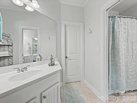 17146 Harcombe Drive Charlotte NC 28277