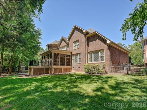 17146 Harcombe Drive Charlotte NC 28277