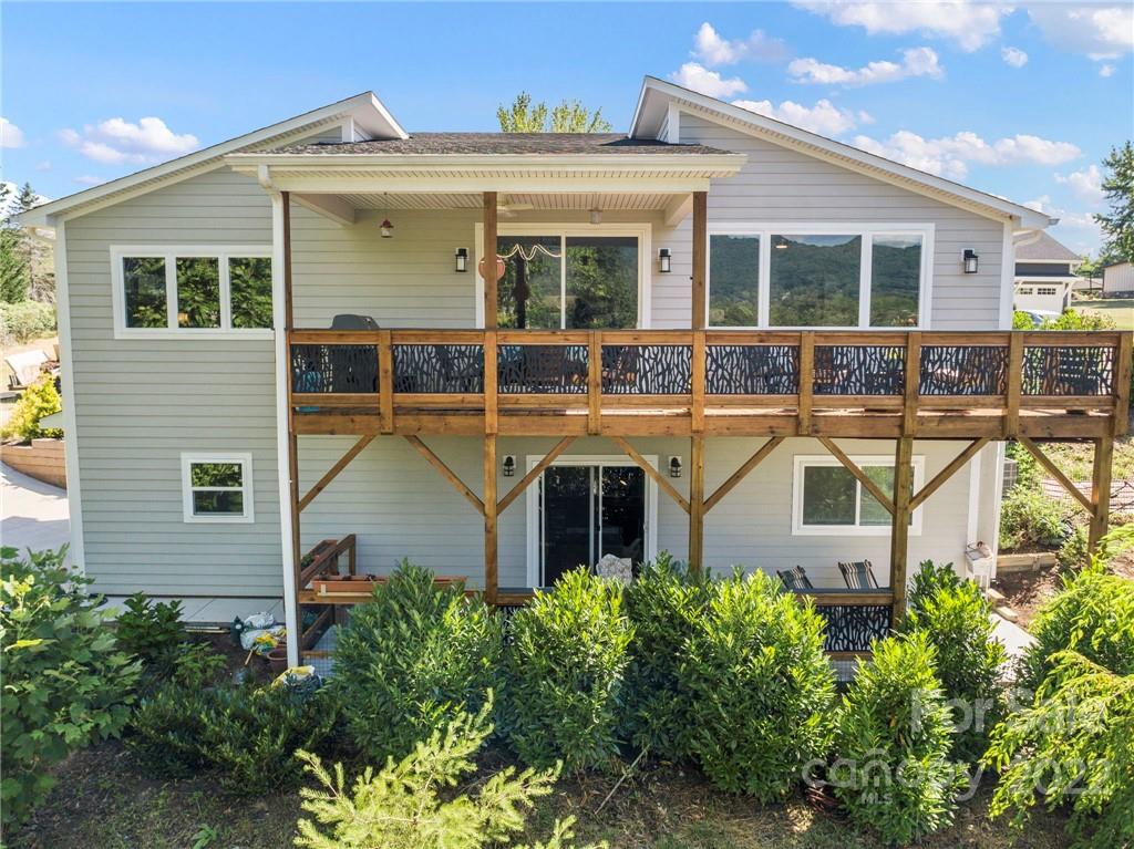 111 Upper Grove Lane Weaverville NC 28787