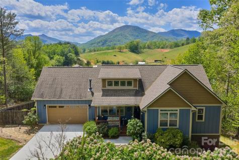 4 Oak Mountain Drive Leicester NC 28748