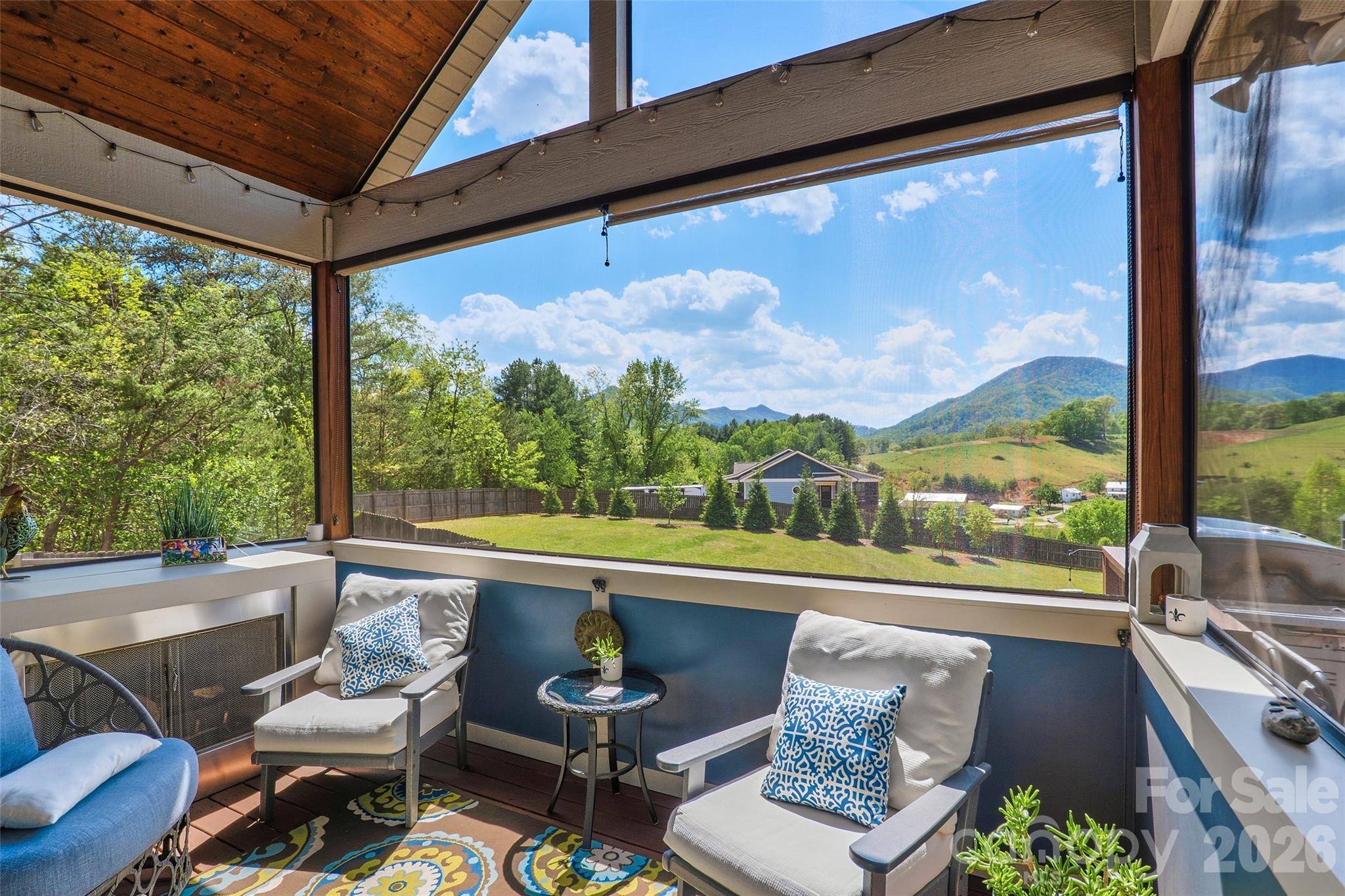 4 Oak Mountain Drive Leicester NC 28748