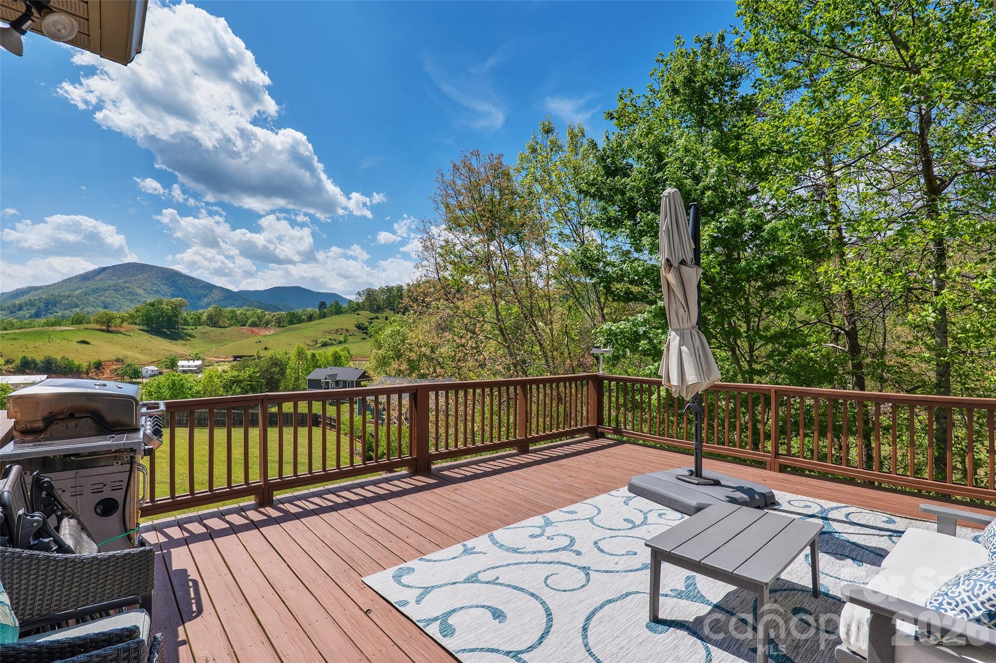 4 Oak Mountain Drive Leicester NC 28748