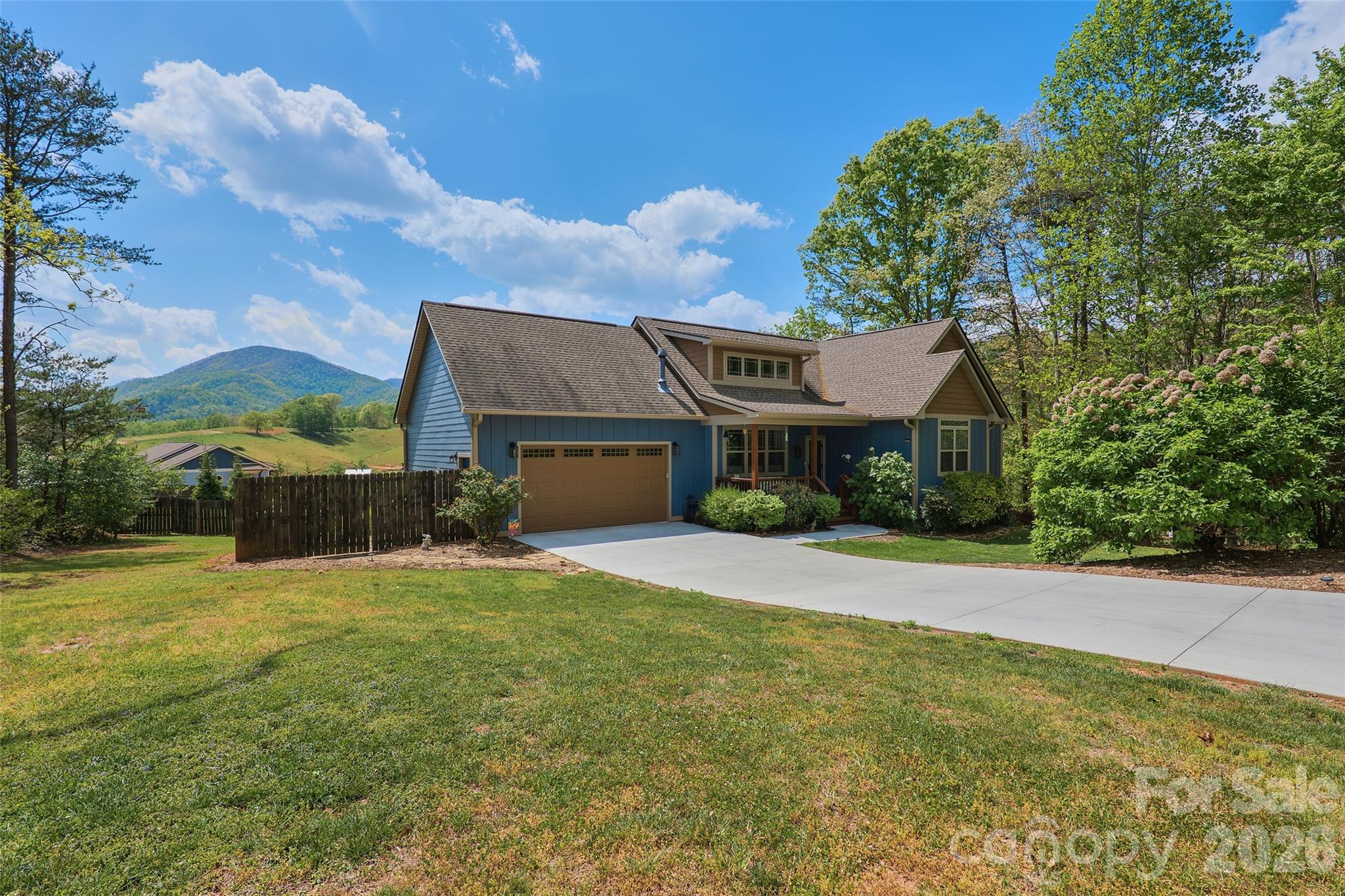 4 Oak Mountain Drive Leicester NC 28748