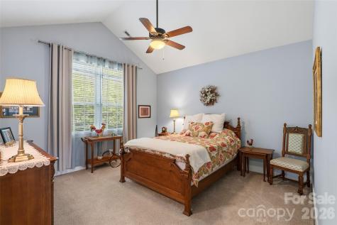 4 Oak Mountain Drive Leicester NC 28748