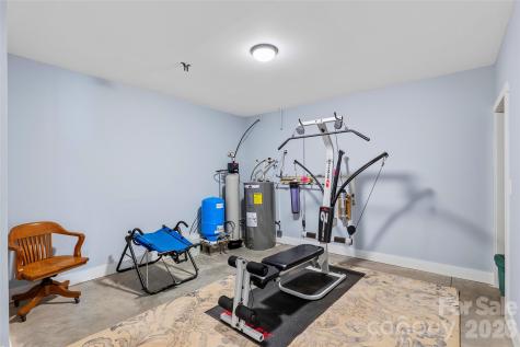 4 Oak Mountain Drive Leicester NC 28748