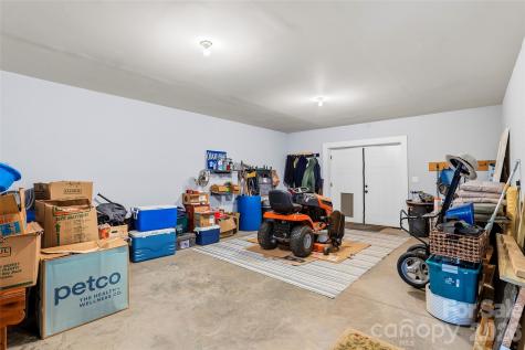 4 Oak Mountain Drive Leicester NC 28748