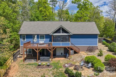 4 Oak Mountain Drive Leicester NC 28748