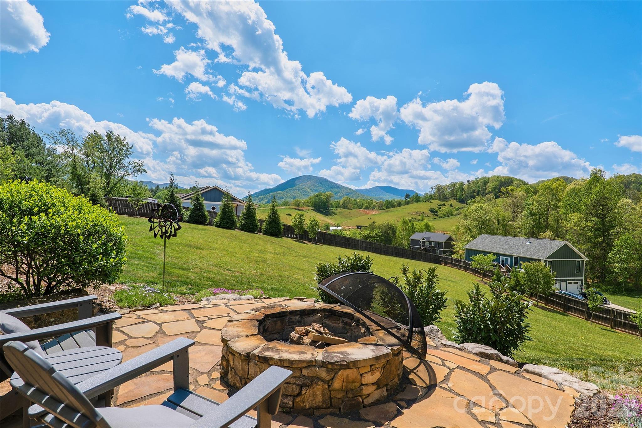 4 Oak Mountain Drive Leicester NC 28748