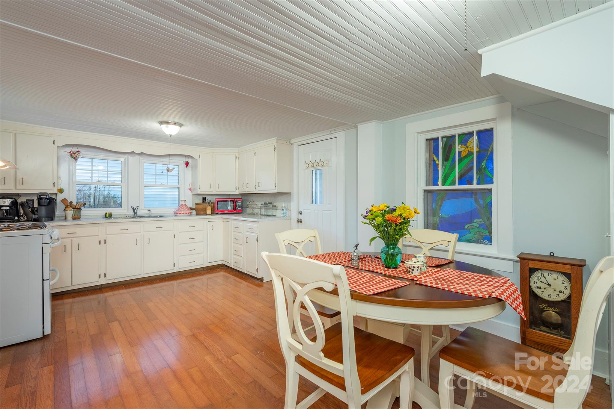 152 Murphy Hill Road Weaverville NC 28787