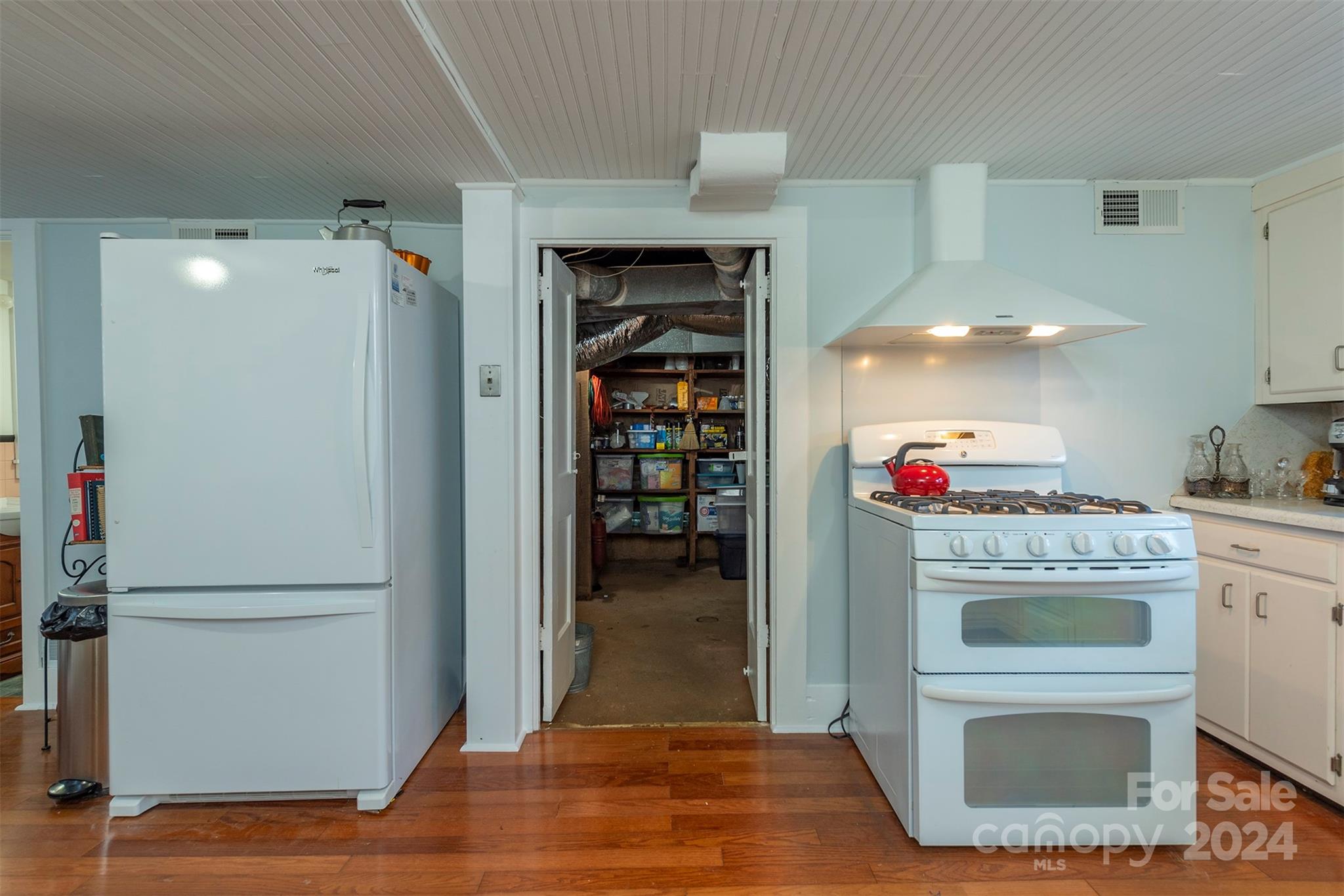 152 Murphy Hill Road Weaverville NC 28787