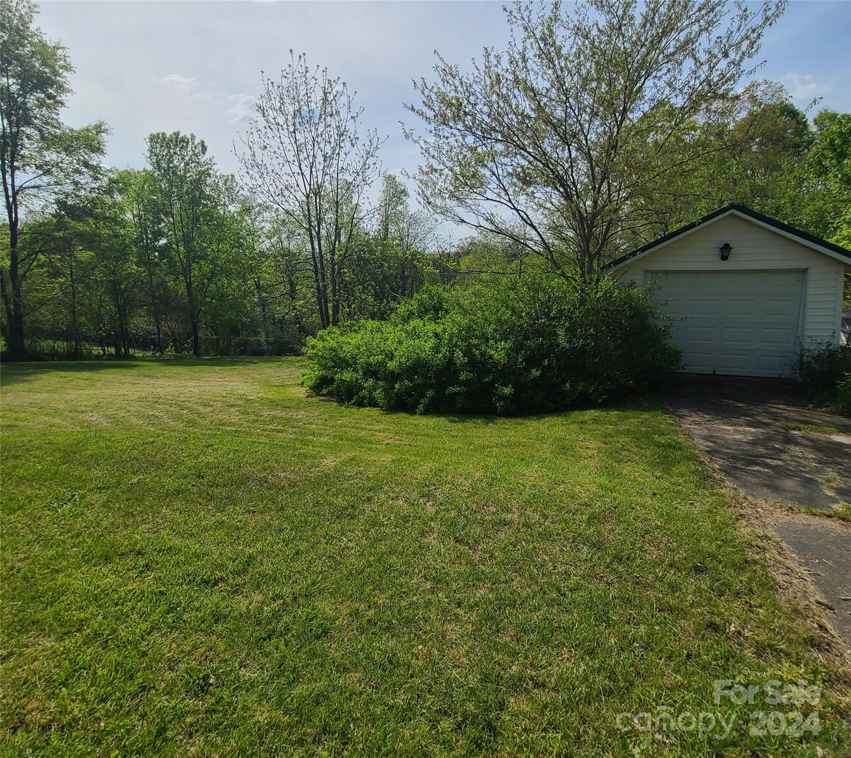 152 Murphy Hill Road Weaverville NC 28787