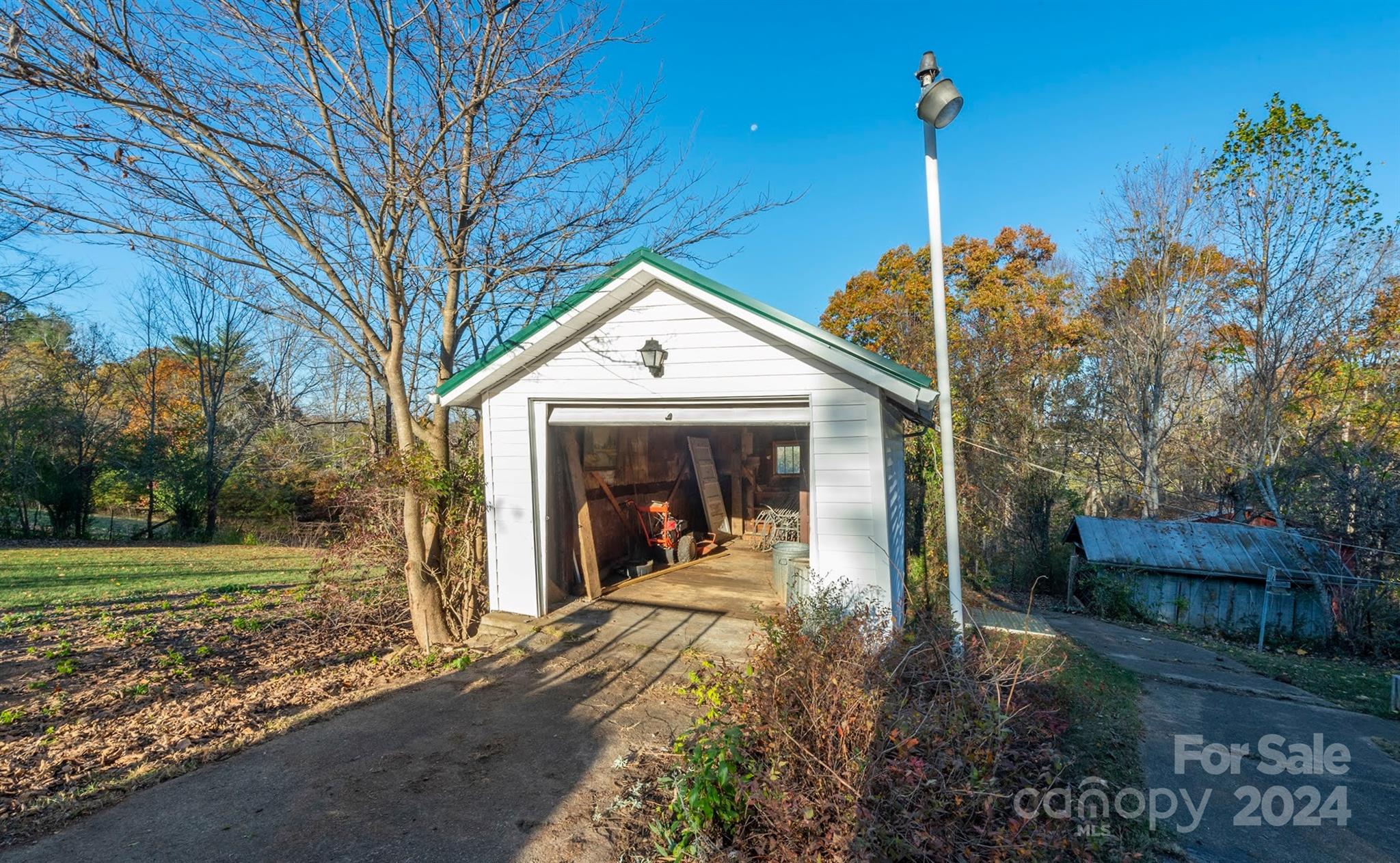 152 Murphy Hill Road Weaverville NC 28787