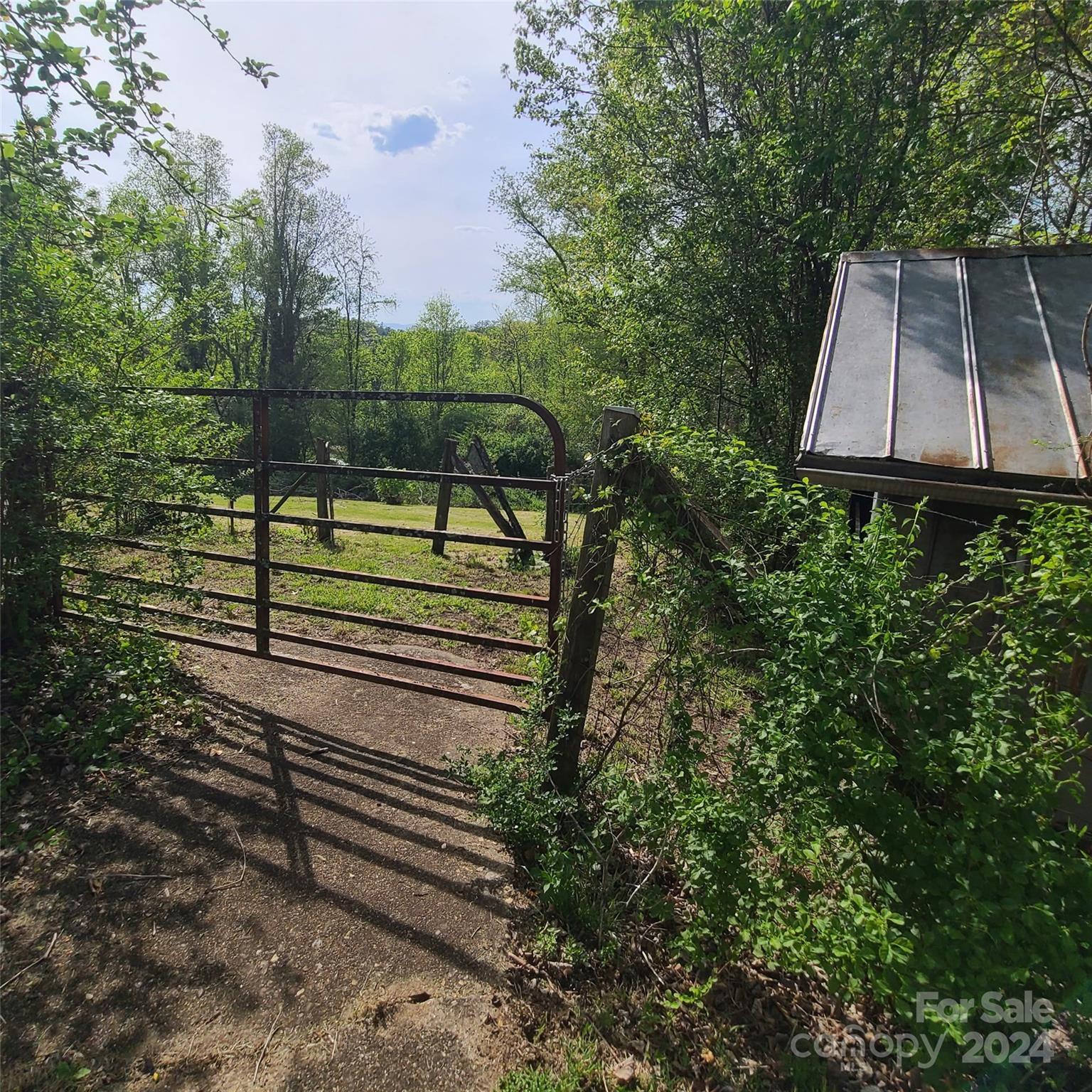 152 Murphy Hill Road Weaverville NC 28787