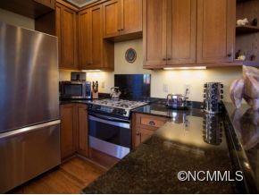 9 Meadowview Road Asheville NC 28804