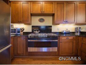 9 Meadowview Road Asheville NC 28804