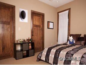 9 Meadowview Road Asheville NC 28804