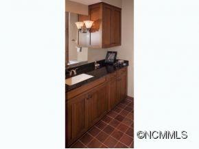 9 Meadowview Road Asheville NC 28804