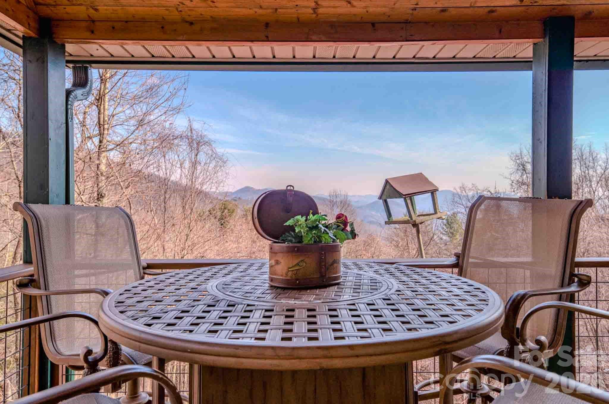 1463 Apple Creek Road Waynesville NC 28786