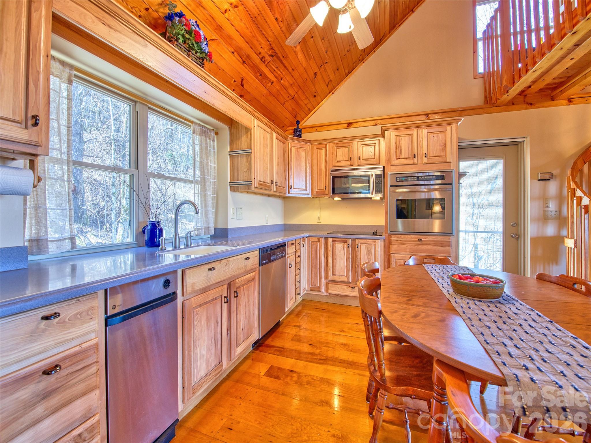 1463 Apple Creek Road Waynesville NC 28786