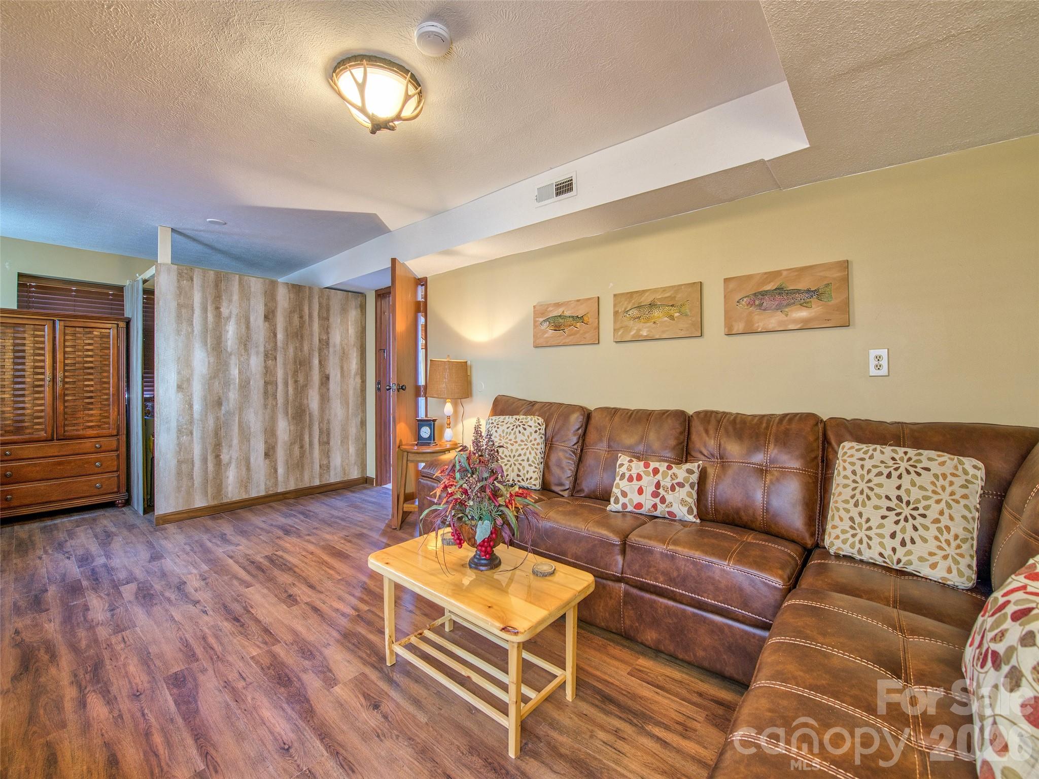 1463 Apple Creek Road Waynesville NC 28786