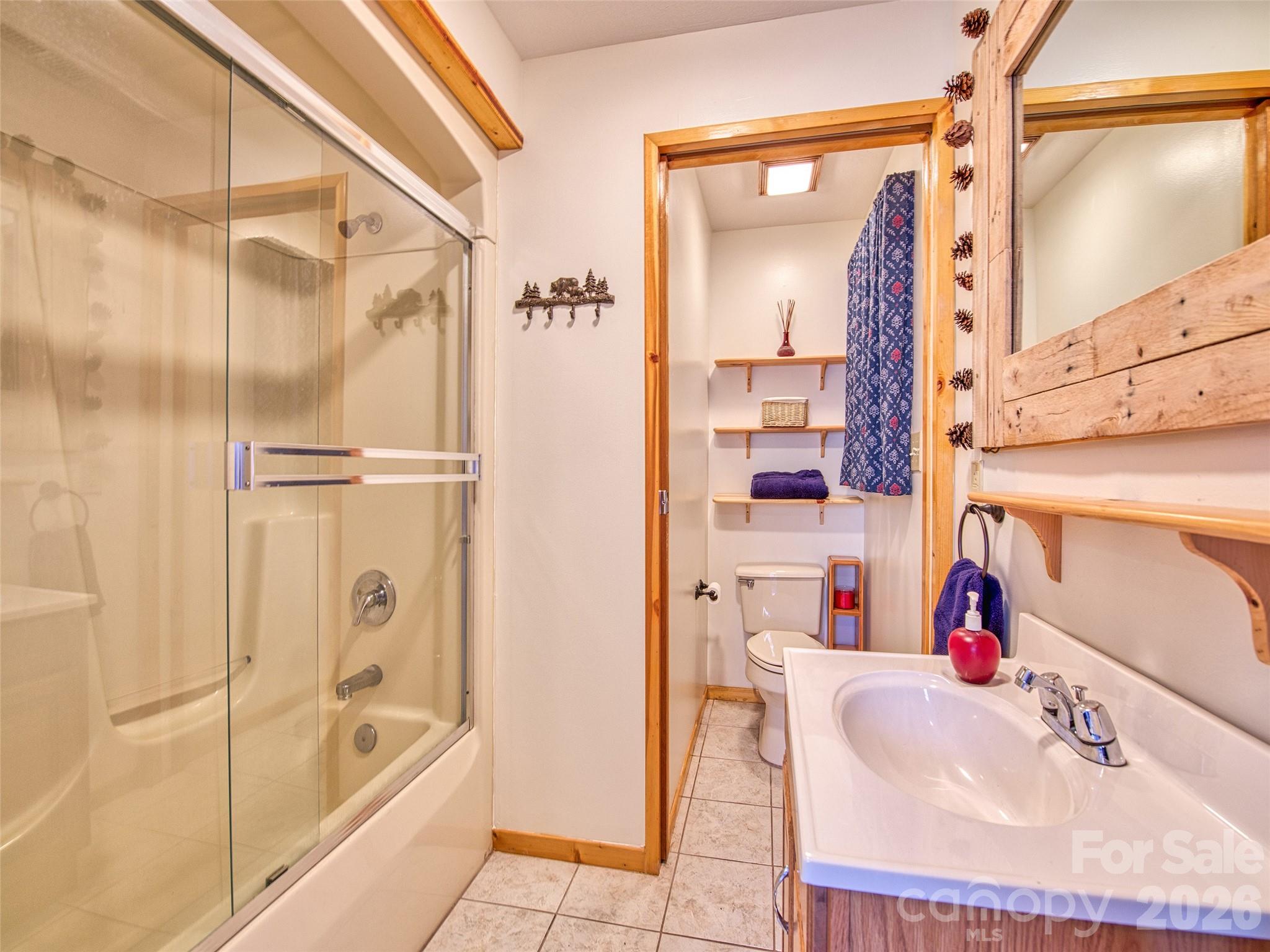 1463 Apple Creek Road Waynesville NC 28786
