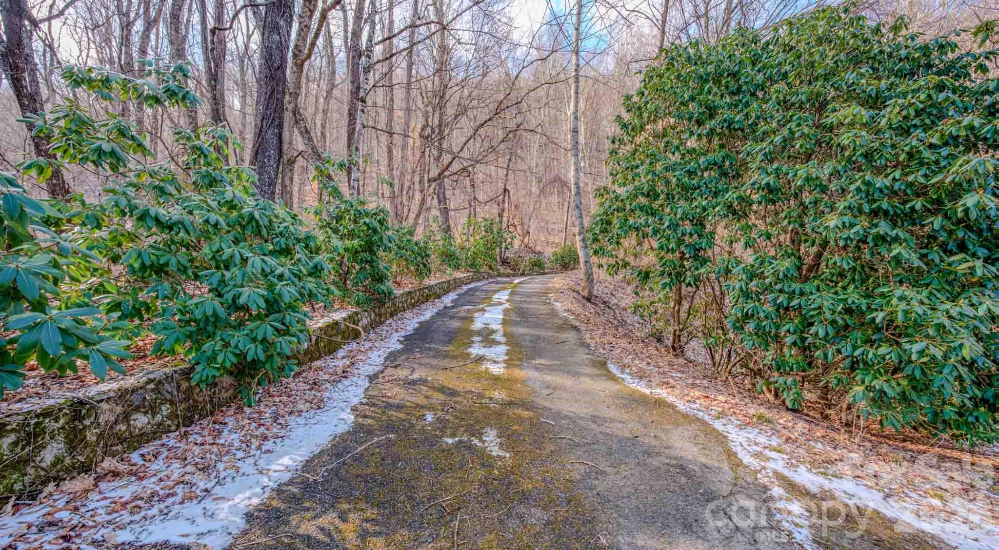 1463 Apple Creek Road Waynesville NC 28786