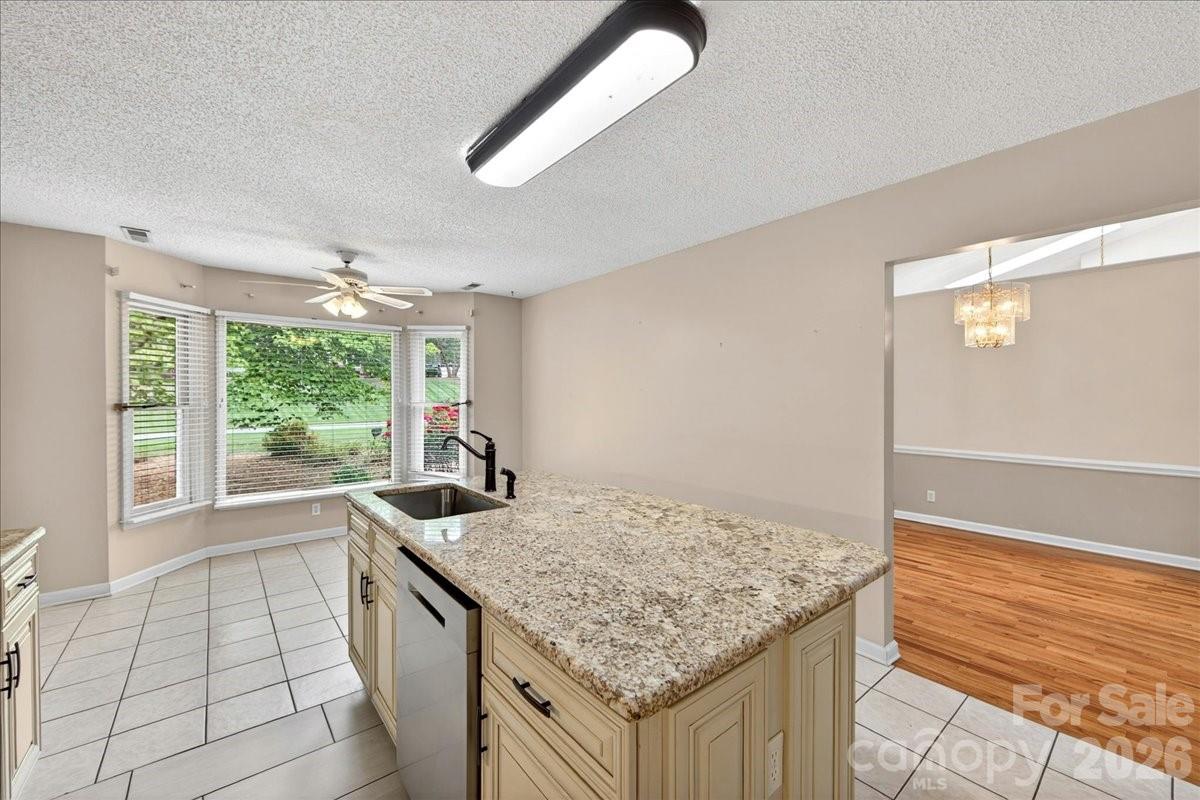 148 Miss Ellie Lane Gastonia NC 28056